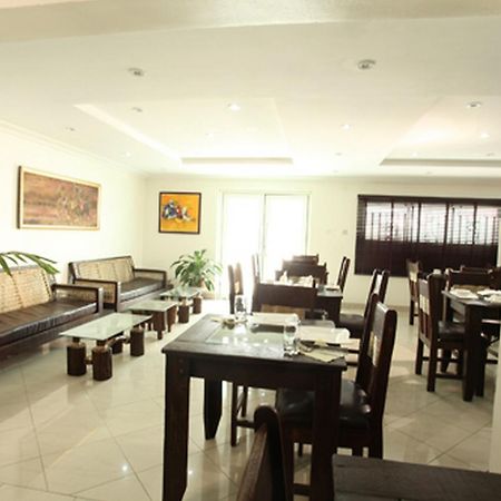 Prince Of Anthony 1960 Hotel Lagos Ngoại thất bức ảnh