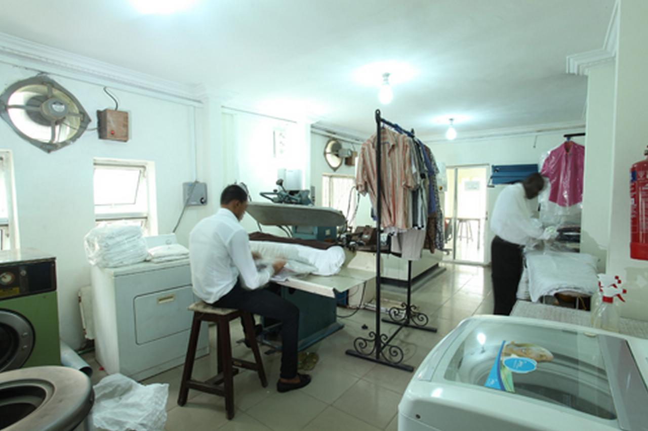 Prince Of Anthony 1960 Hotel Lagos Ngoại thất bức ảnh
